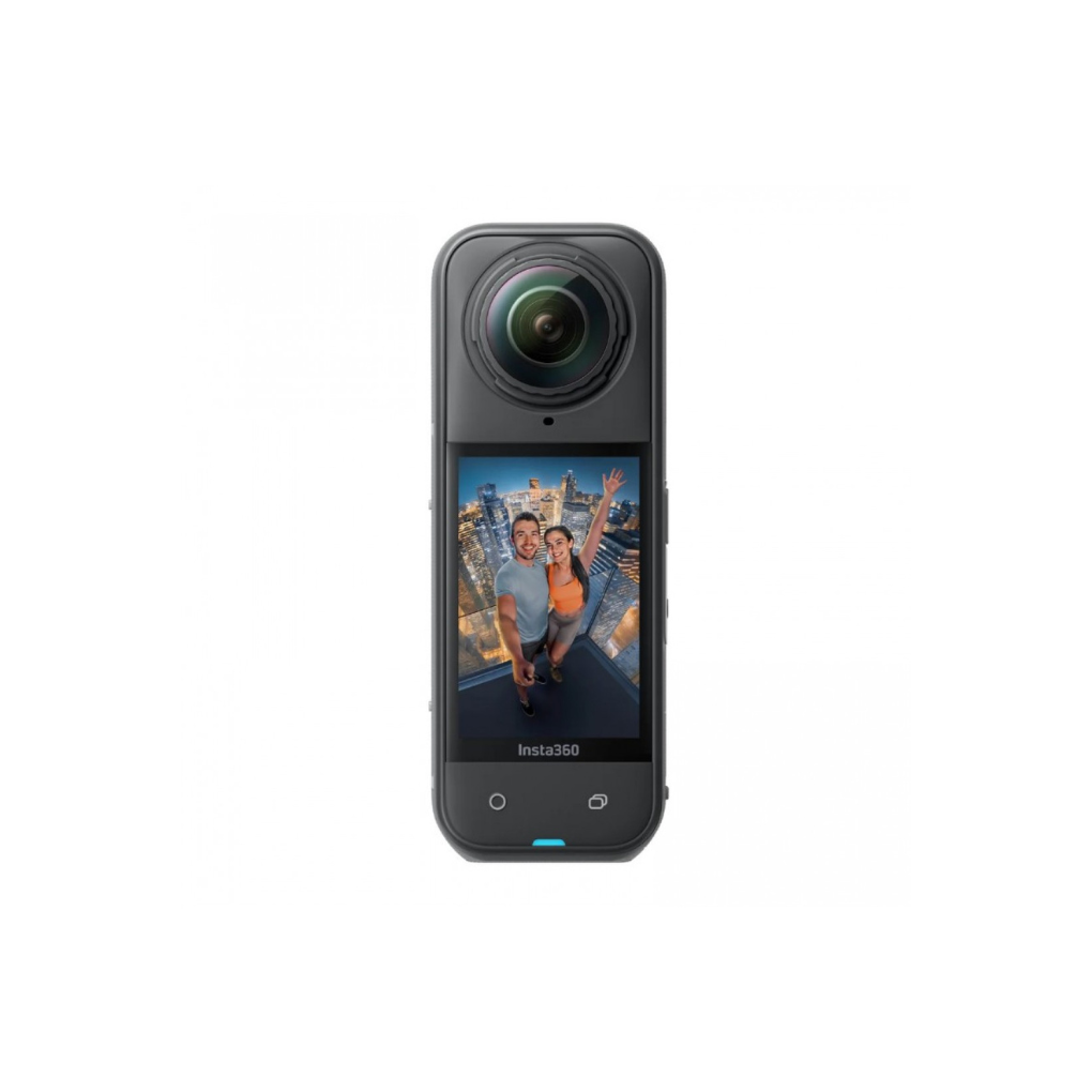 Insta360 X5 Essentials Bundle Action - Image 3